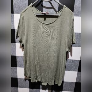 2x Olive Green lightweight short sleeve shirt